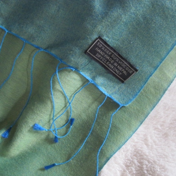 Accessories - Blue/Green Silk/Viscose Scarf